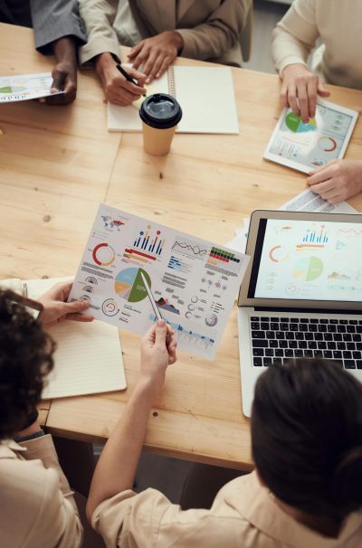 pexels-fauxels-3184635